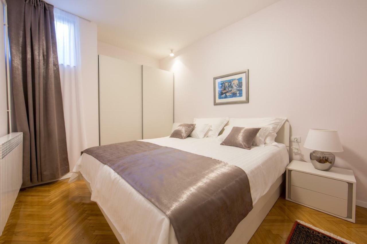 Melody M Apartment With Private Pool Split Exterior foto